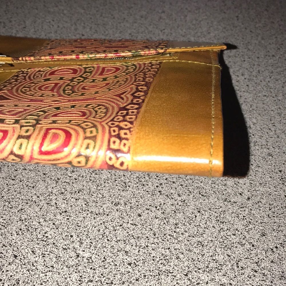 Leather hand clutch - Picture 7 of 7